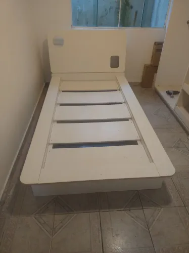 Cama criança com gavetas 