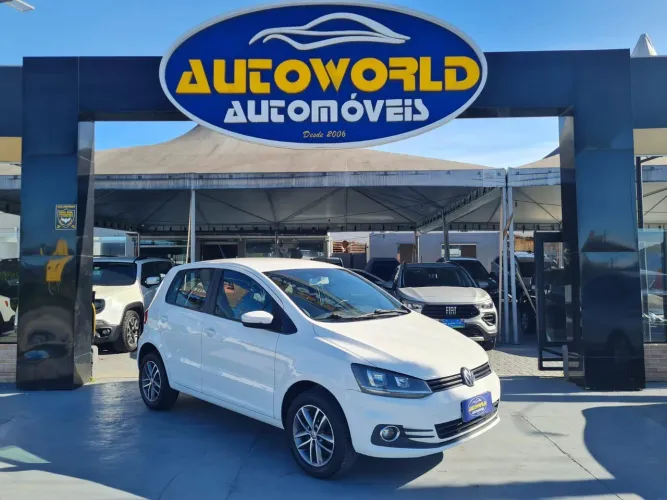 Volkswagen Fox Comfortline 1.0 Flex 12V 5P 2016