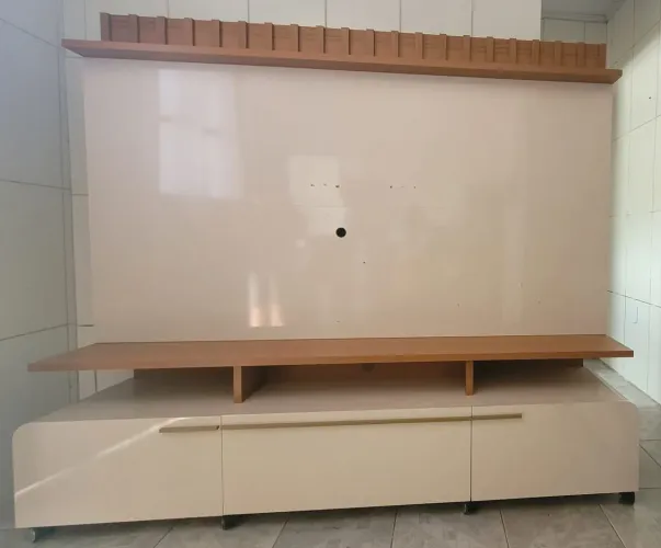 Rack branco e freijó c/ NF Atlântida Móveis, novinho! LEIA TODO ANÚNCIO