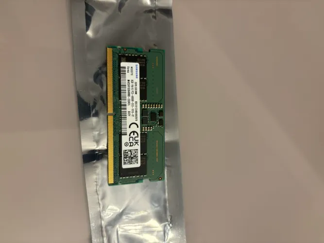 Memória RAM Samsung 8GB DDR5 4800MHz para PC Desktop