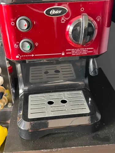 Cafeteira Expresso Oster Cappuccino