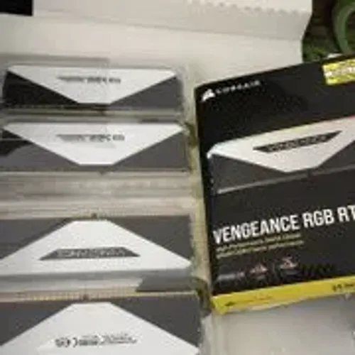 MEMORIA RAM CORSAIR VEGEANCE 32GB
