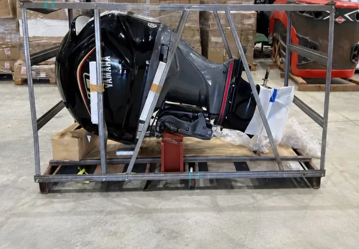 Motor De Popa YAMAHA VMAX 250 SHO - 4Tempos Partida Elétrica