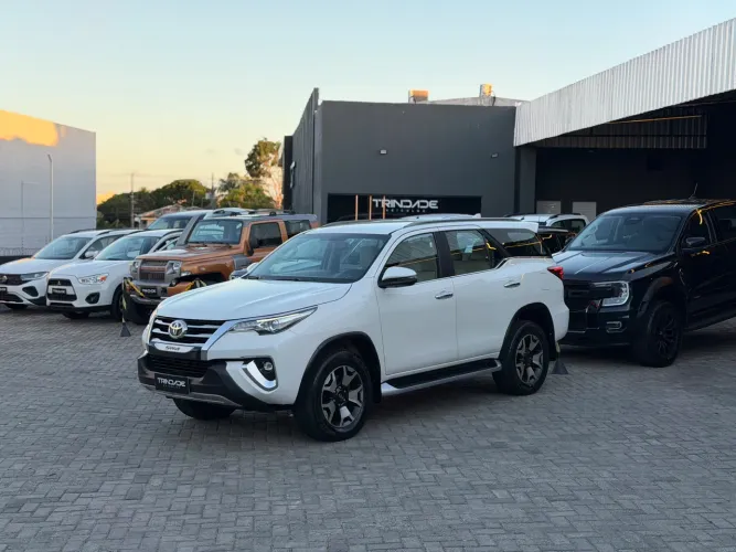 Toyota Hilux SW4 SRX Diamo. 4X4 2.8 TB DIE AUT 2020
