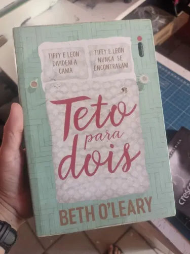 Livros usados em estado de novo