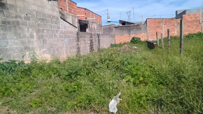 Vendo terreno Caçapava  aceito carro 