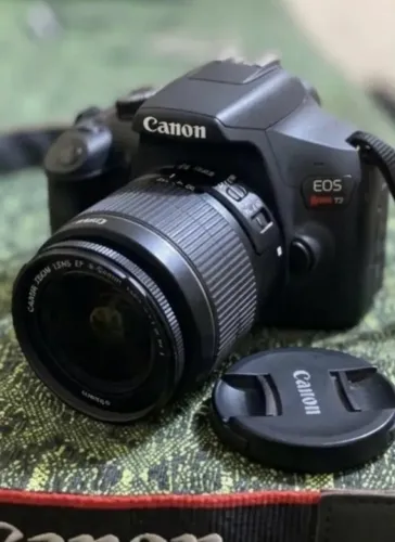 Canon EOS Rebel T7 + 2 Lentes (18-55mm e 50mm) + Acessórios