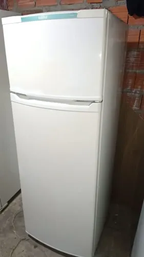 Vendo geladeira consul 340L Degelo 110v entrego