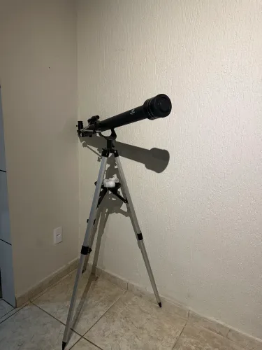 Telescópio Greika F900 x 600