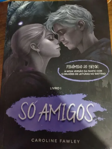 Vendo livro só amigos autora Caroline fawley autografado