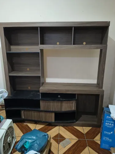 Vendo estante de sala 
