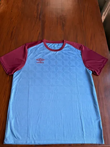 Camisa Umbro Academia Original