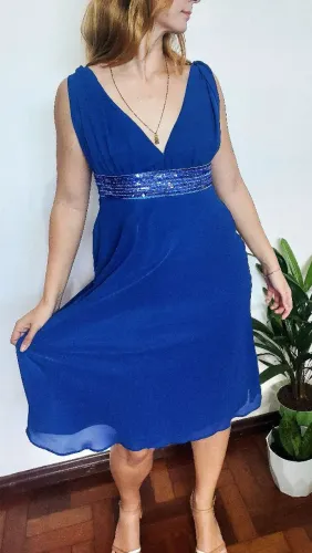 Vestido azul royal com detalhe em paetê- para festa, formatura, casamento