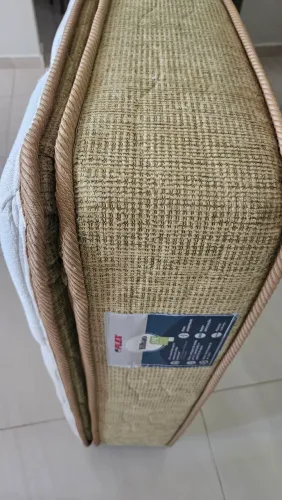 Vendo cama box solteiro 