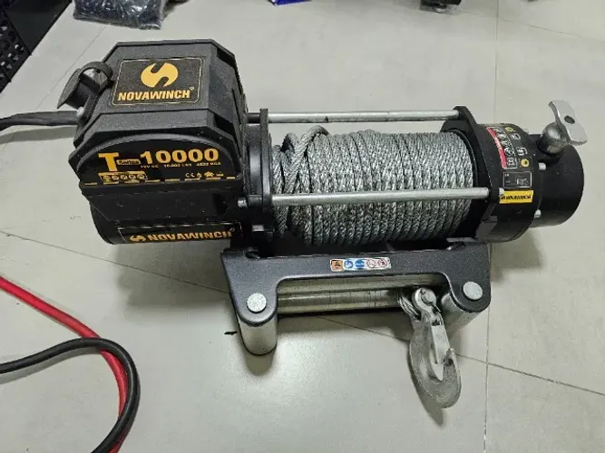 Guincho Elétrico 12v 10.000 Lbs(4540 Kgs)  Novawinch 
