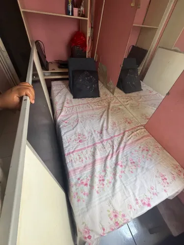 Cama