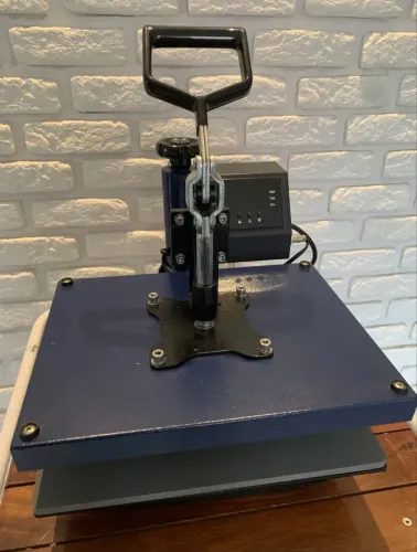 Prensa Plana 29x38 Mundi Abertura Lateral 220V (Usado)