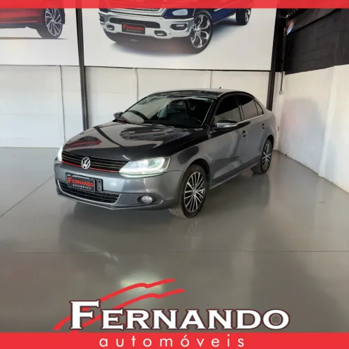 Volkswagen Jetta Highline 2.0 TSI 16V 4P Tiptronic 2013