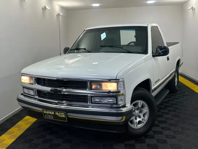 Chevrolet Silverado DLX 4.1 1998