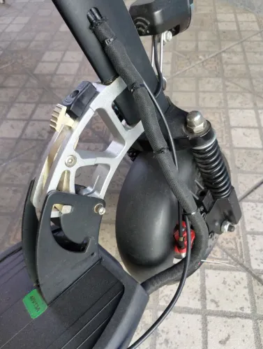 Vendo uma patinete elétrica 800 k