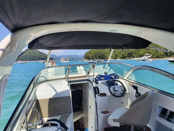 Lancha arthmarine 255 2015  só 85horas