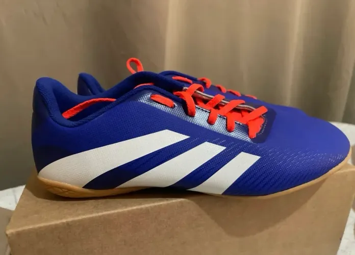 Chuteira futsal Adidas predator