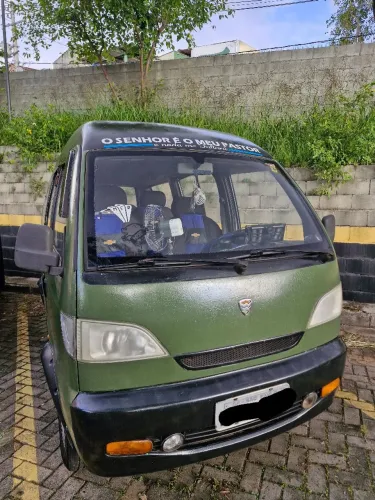 Effa ULC Van 1.0 8V 5P 2001