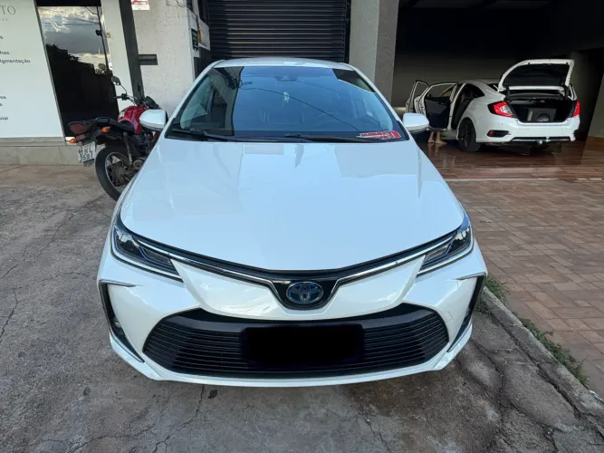 Toyota Corolla Altis Hybrid 1.8 16V Flex Aut. 2020