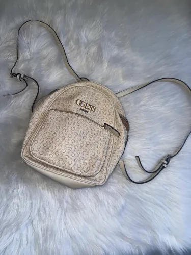 Mochila Guess
