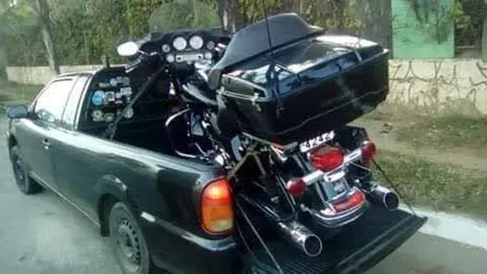 Socorro Reboque p Motos BH toda Hora! Chame socorro Alfa Motos 24hs.