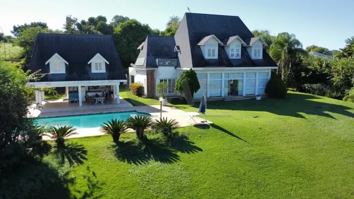 Casa com 4 dormitórios à venda, 600 m² por R$ 4.000.000,00 - Condomínio Fazenda Duas Maria