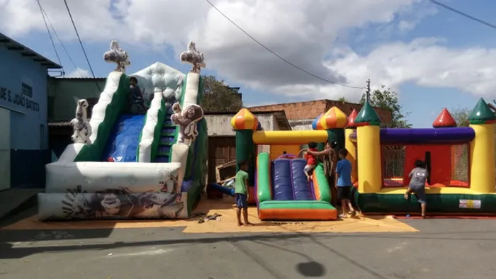 Aluguel de Brinquedos Infláveis e Outros