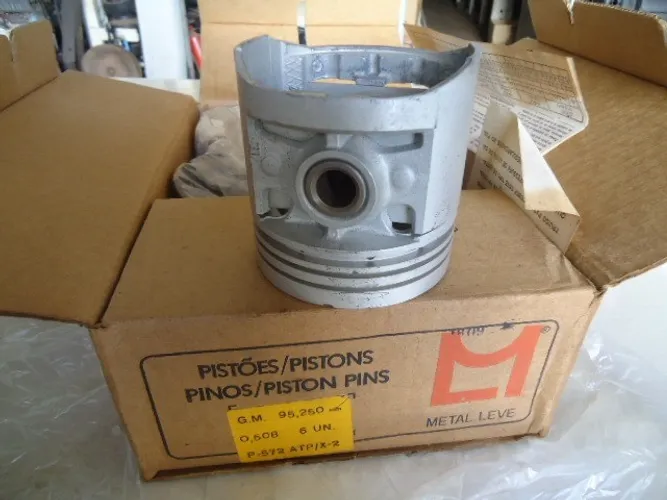 Jogo Pistão de cilindro  C10/ Veraneiro/A20 Motor 261 6cil  medida 0,50 P572 metal leve
