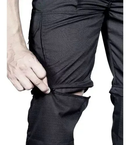 Calça Vira Bermuda com Multi-Bolsos,"Nova"!