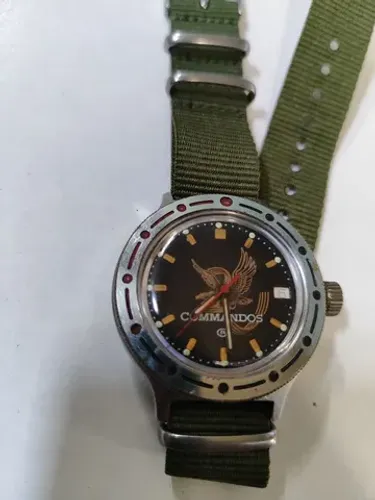 Relógio russo Vostok militar Comandos raro