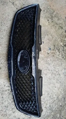 GRADE PARA-CHOQUE DIANTEIRO KIA CERATO
