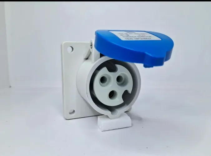 Oferta, Tomada Industrial Embutir