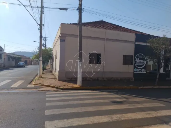 Venda de Casas / Padrão na cidade de Rincão