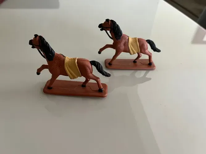 Cavalos Gulliver forte apache 