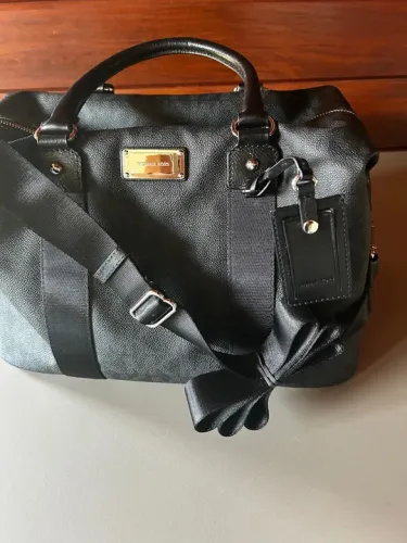 Bolsa original mala de ombro e mão Michael Kors.