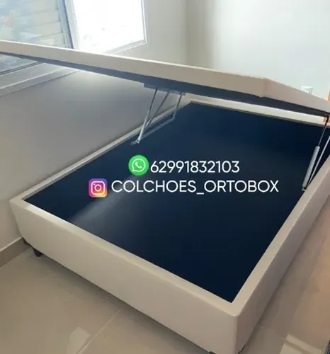 Box Baú Casal inteiro com pistões hidraulicos 