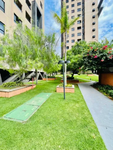 Vendo apartamento em Candelária, Residencial 4 Estações: 2 quartos, 1 suíte, Sala ampla
