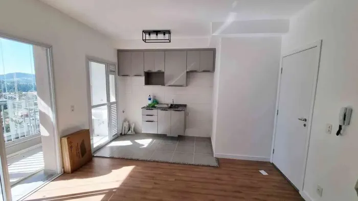 APARTAMENTO EM PRÉDIO NOVO!