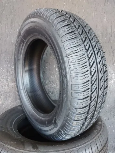 PNEUS 175/70/R14 REMOLDADO VIPAL