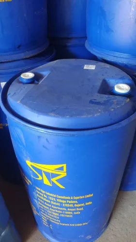 Bombonas de. 200 litros de Plástico 2 tampinhas.