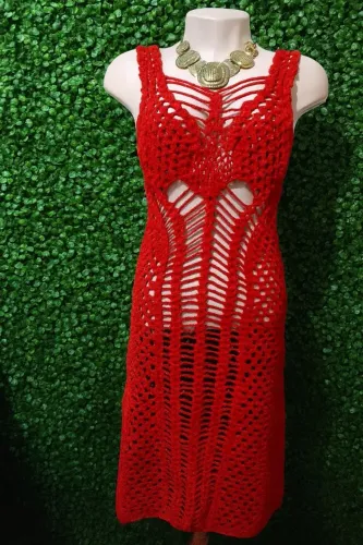 Saída de Praia / Vestido de crochê vermelho . Lindo!!
