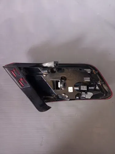 Lanterna Traseira Direita Audi A3 Hatch Sportback 2013-2016 Direito Vermelho