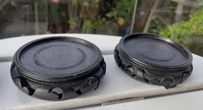 Par de peanha antiga em madeira maciça suporte para vaso antigo até 9cm diâmetro na base