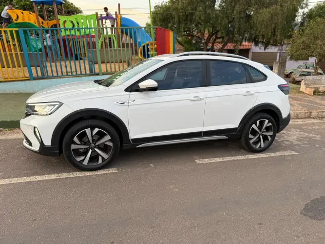 Volkswagen Nivus Highline 2024