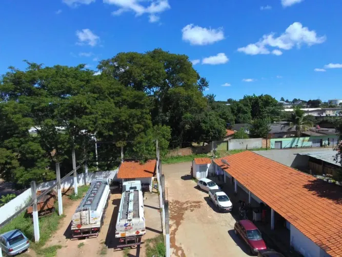 Área comercial no Jardim Califórnia Parque Industrial em Goiânia